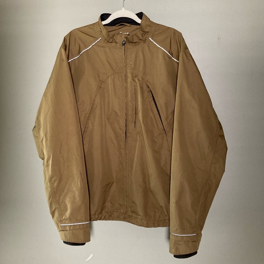 Asics Men's Lightweight performance jacket semi-fitted extra large brown
